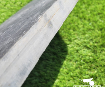 Dalle en Ardoise Naturelle Trapézoïdale – Cheminement Gazon ou Graviers – 80x(50/30)x3cm