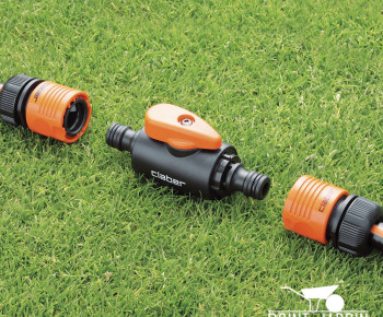 Coupleur avec Robinet pour Raccord de Tuyaux avec robinet intégré Claber